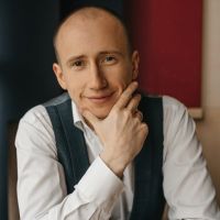 «Необязательно танцы на столах»: бизнес и власти в Алтайском крае оценили идею отказа от новогодних корпоративов