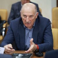 Идиотские нормы во имя людей: алтайские строители и архитекторы обсудили дефицит земли в Барнауле