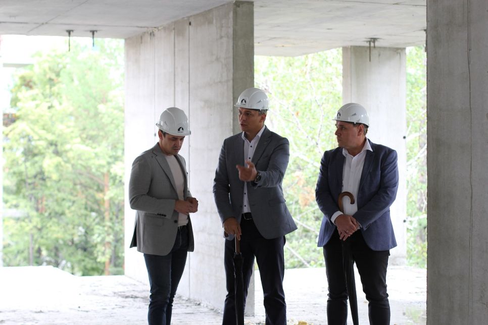 Вышка стала лучшей стройплощадкой в Барнауле