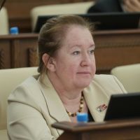 «Не каждая готова взять на себя ответственность»: представительницы алтайской политики порассуждали о конкуренции с мужчинами