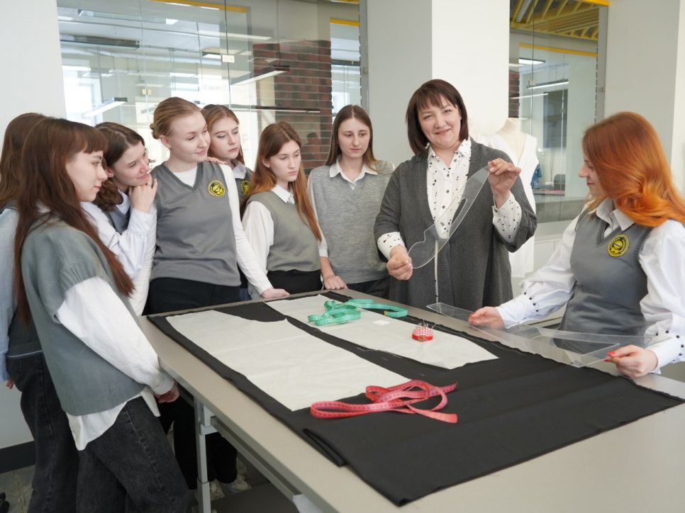 Лаборатория конструирования изделий и раскроя ткани