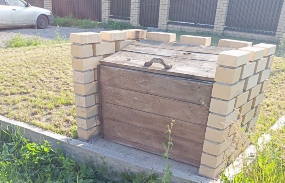 Емкости с мусором в Лесном