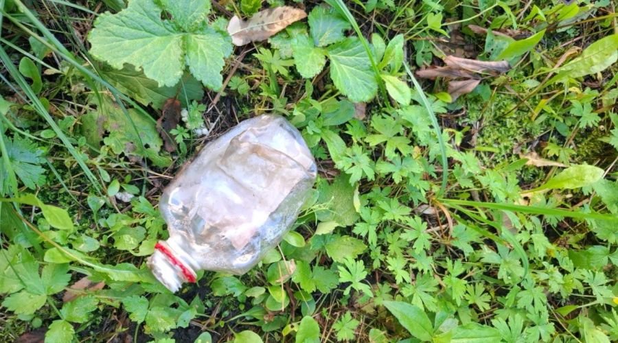 Бутылка из-под легковоспламеняющейся жидкости