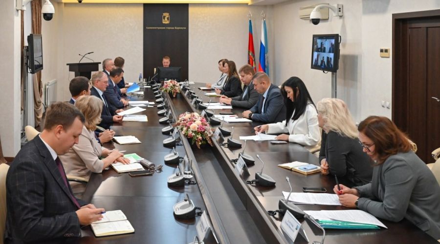 Совещание в мэрии Барнаула