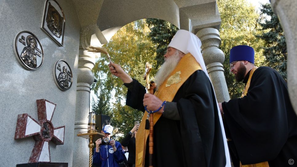Часовню освятил Митрополит Сергий