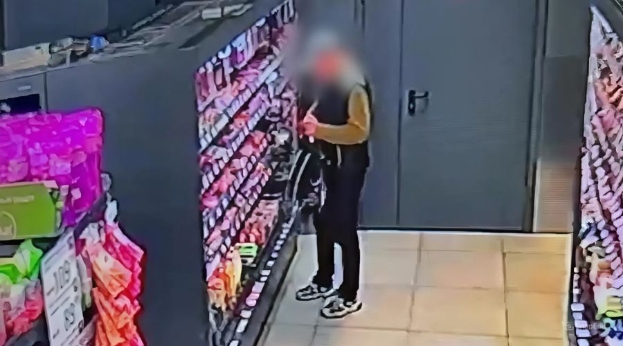 Воришка продуктов для подруги-уголовницы