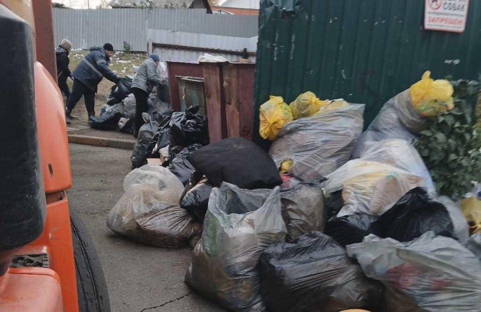 мусорные баки