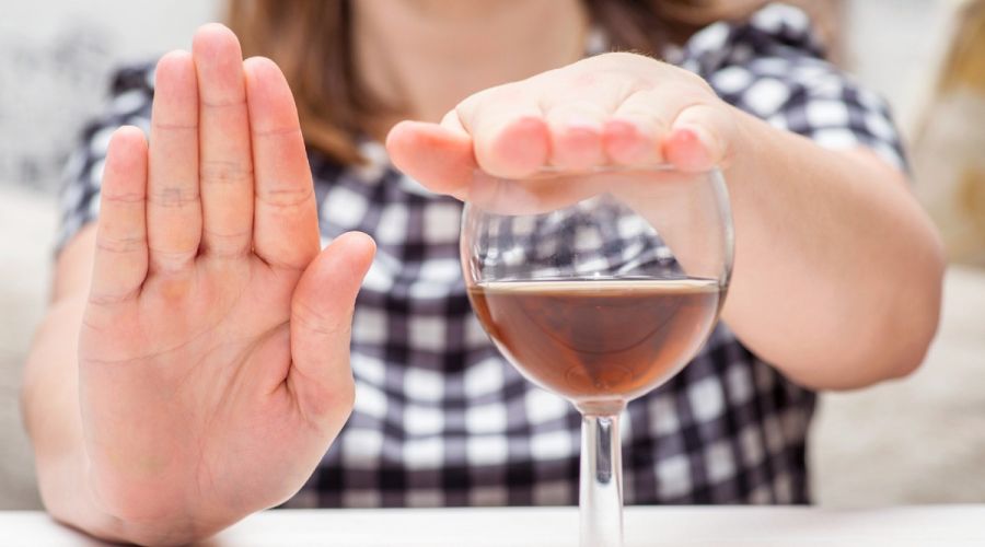 Алко запрещено