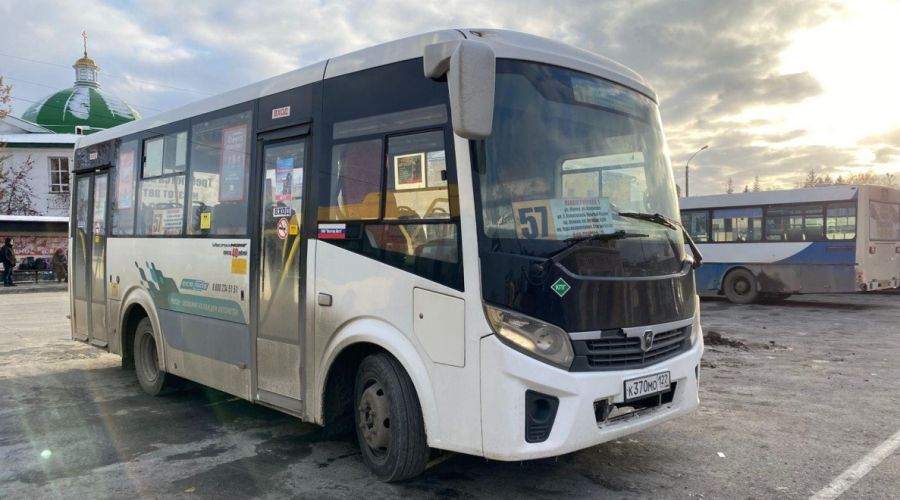 Автобус № 57 в Барнауле