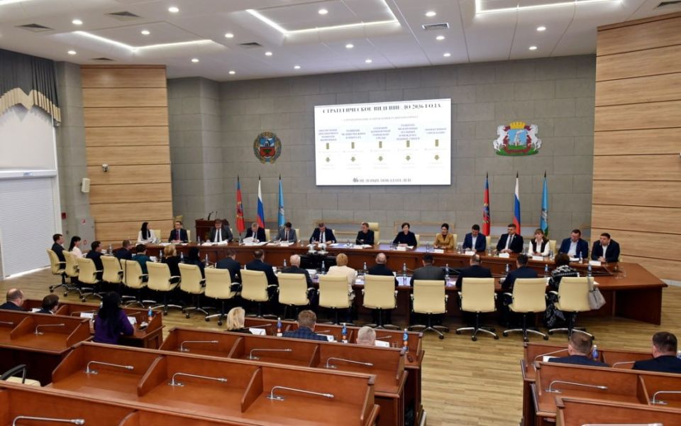 Тоннель под вокзалом и ликвидация аварийного жилья: часть стратегии СЭР Барнаула до 2025 года оказалась невыполнима - Новости Банкфакс, 14.11.2025