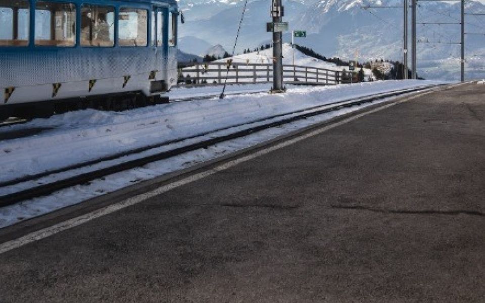 В Бийске ограничили движение трамваев на время ремонта и запустили бесплатный автобус В Бийске ограничили движение трамваев на время ремонта и запустили бесплатный автобус - Новости Банкфакс, 17.11.2025