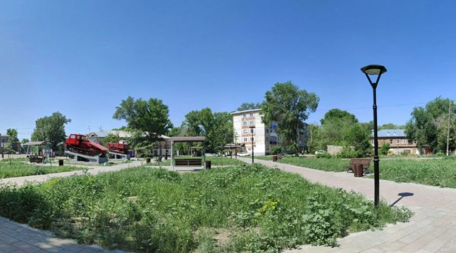 Сквер тракторостроителей в Рубцовске