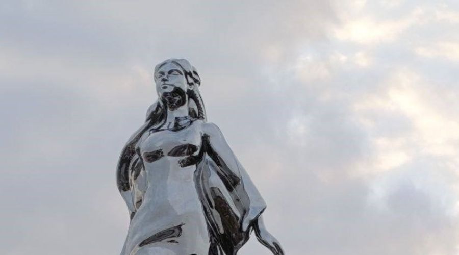 Скульптура «Обь»