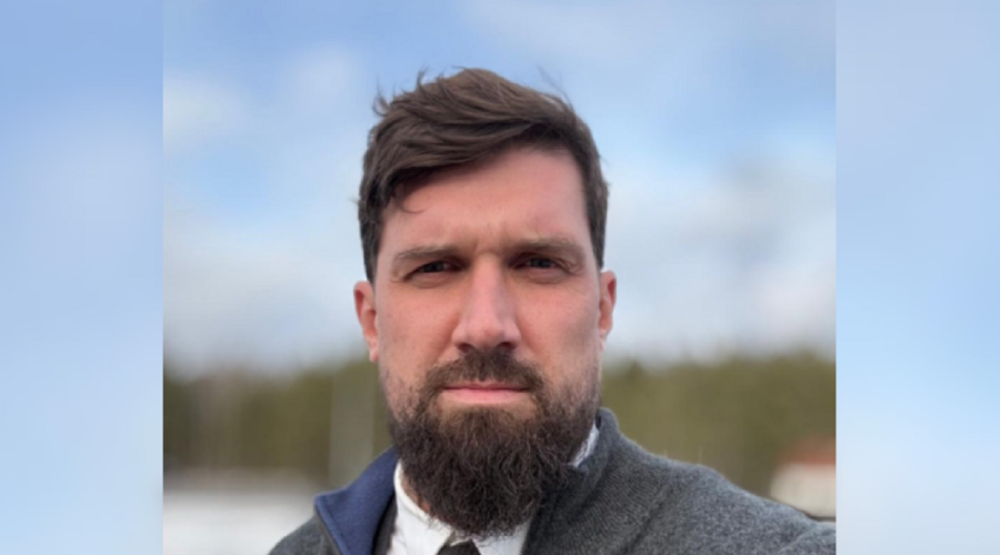 Артем Уткин