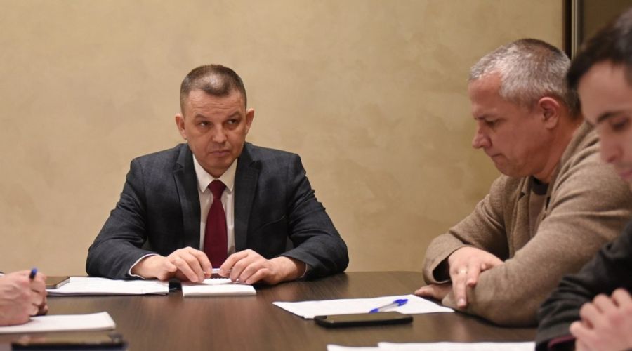 Заседание в администрации Барнаула по поводу очистки дорог 