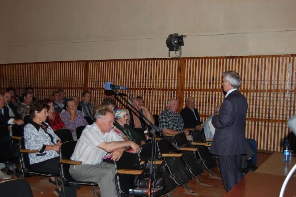 Сергей Юрченко на встрече с избирателями