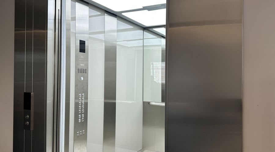 Лифт в Вышке