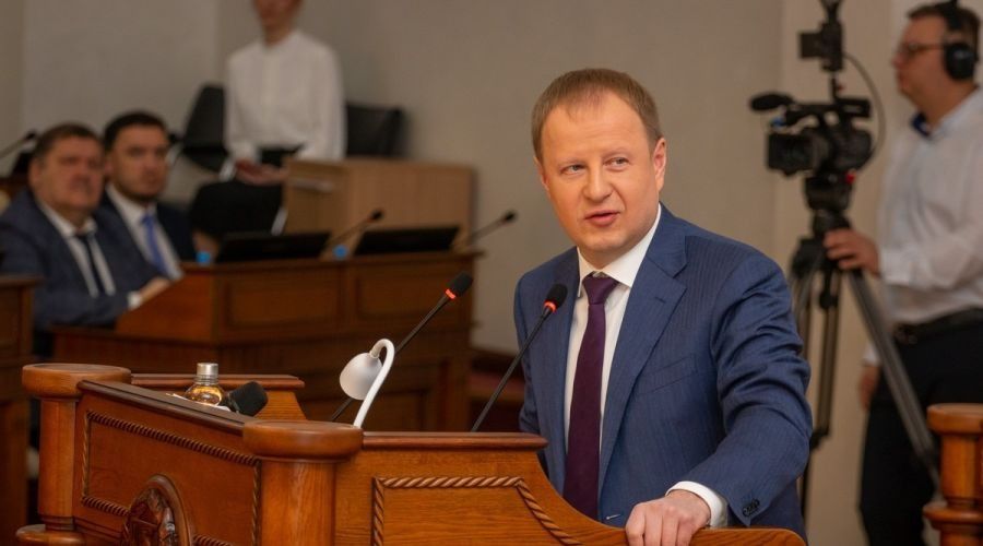 Виктор Томенко