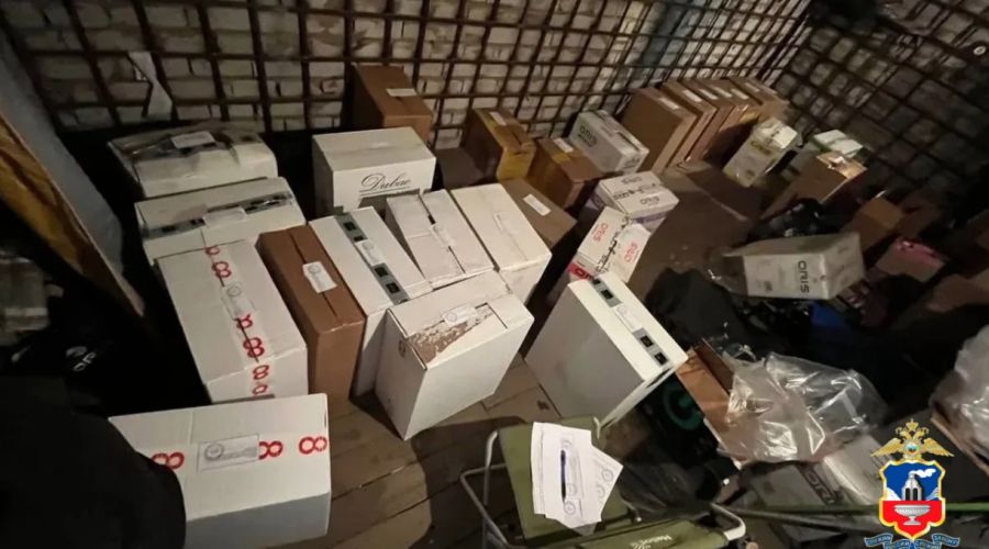 Контрафактные сигареты 