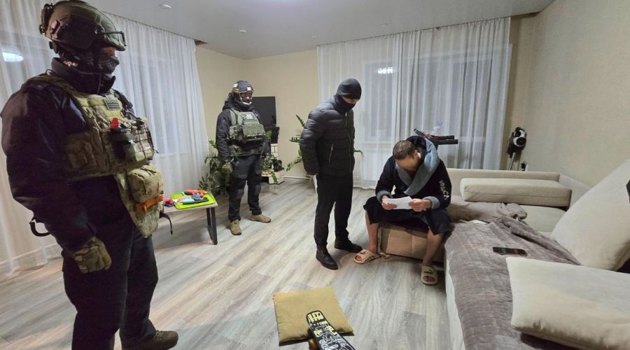 Обыск к квартире 