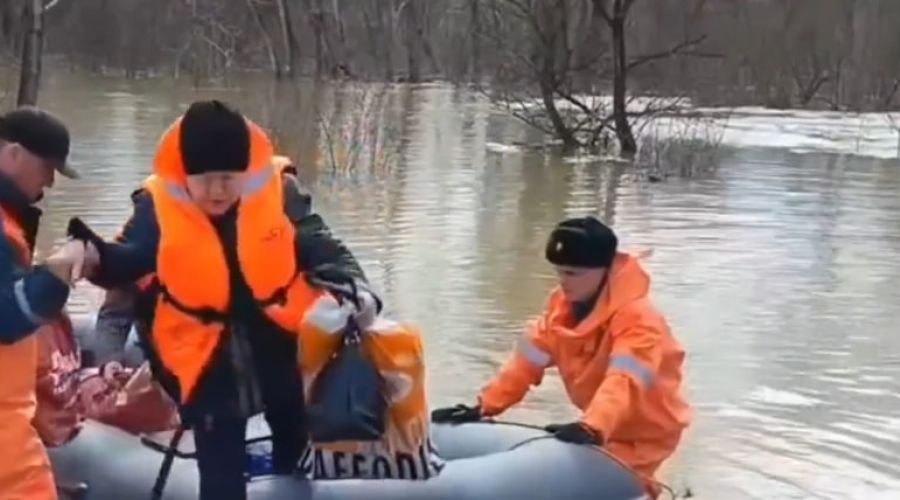 эвакуация жителей поселка Первомайский в Бийском районе