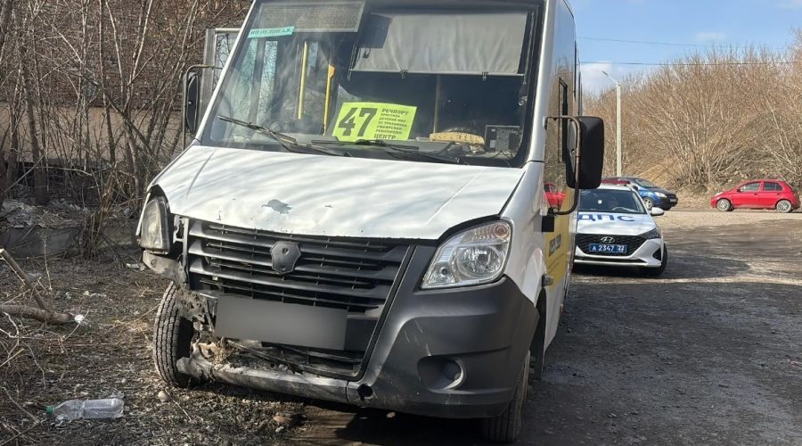 Маршрутный автобус после ДТП