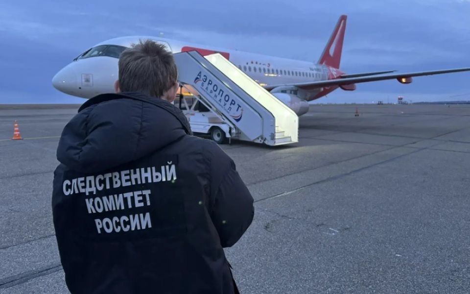 Следователи разбираются в ЧП с самолетом в барнаульском аэропорту (обновлено) - Новости Банкфакс, 15.04.2026