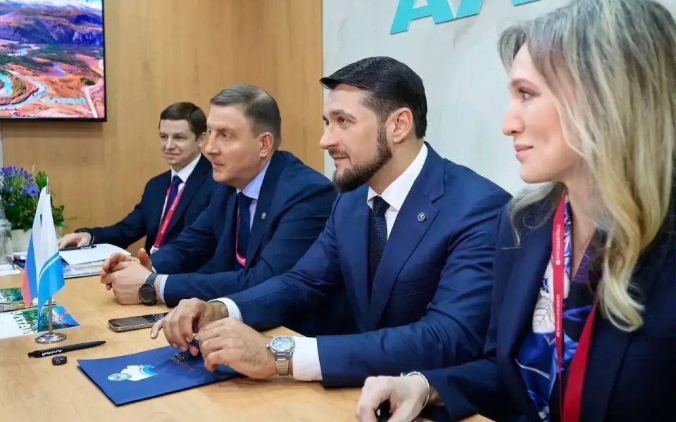 Правительство Республики Алтай договорилось об инвестициях более чем на 110 млрд рублей - Новости Банкфакс, 08.06.2026