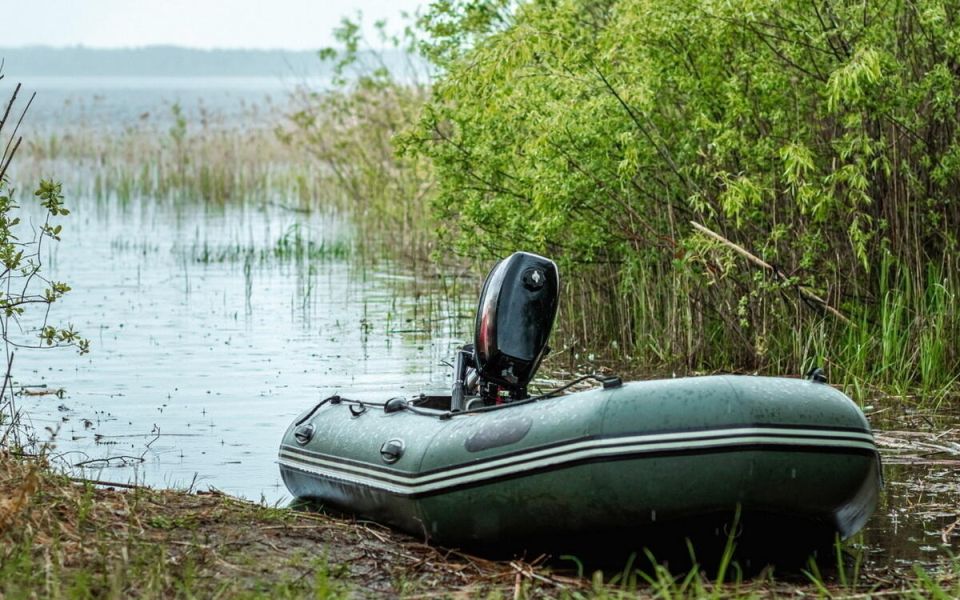 В Алтайском крае запретили использование моторных лодок на ряде водоемов - Новости Банкфакс, 08.06.2026