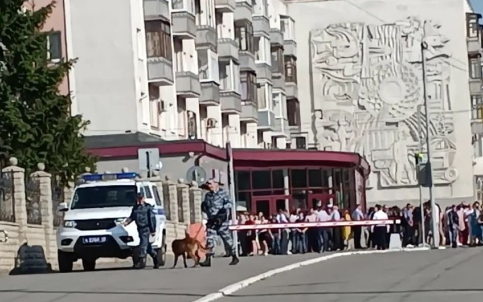 Из здания Алтайского краевого суда экстренно эвакуировали людей (обновлено) - Новости Банкфакс, 18.06.2026
