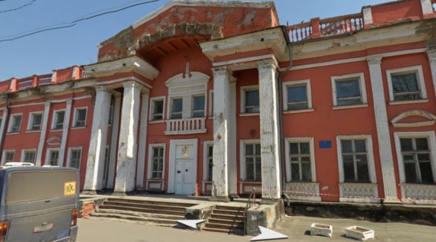 Бывший дом науки и техники в Барнауле