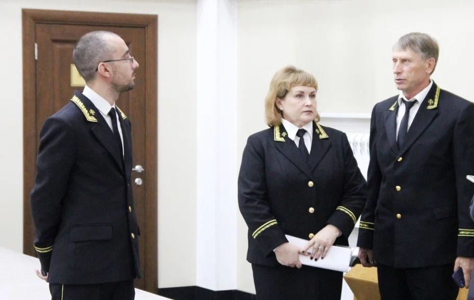 Слева направо: Артур Баньковский, Марина Малецкая, Владимир Распопов