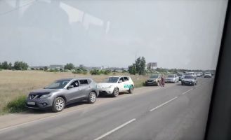очередь на АЗС в Яровом 