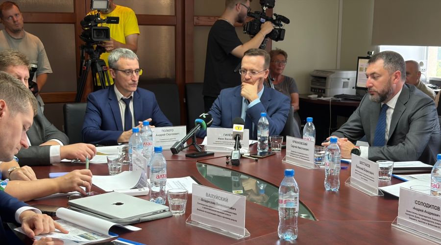 Круглый стол по развититю коммунальной инфраструктуры