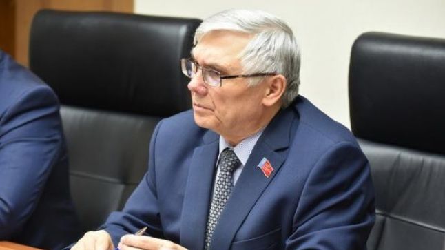 Александр Лазарев