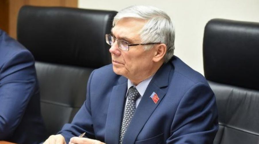 Александр Лазарев