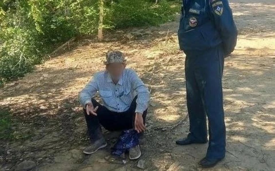 Алтайские спасатели нашли пропавшего на горе Синюха пермяка - Новости Банкфакс, 10.07.2026