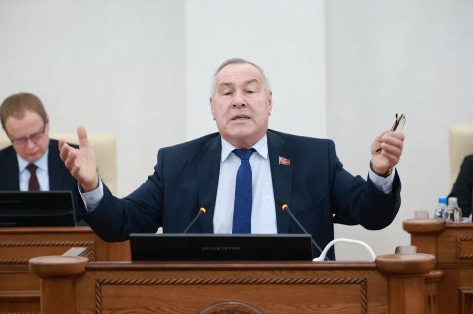 Сергей Серов