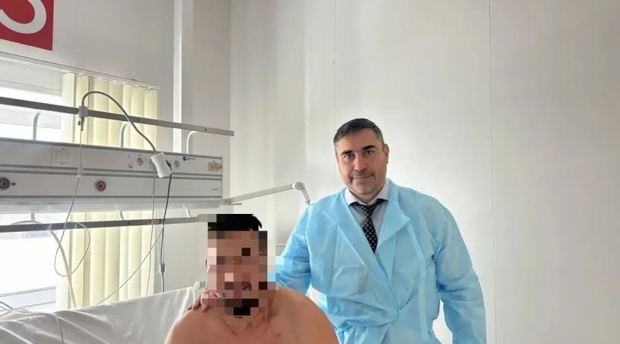 Дмитрий Хубезов и боец СВО