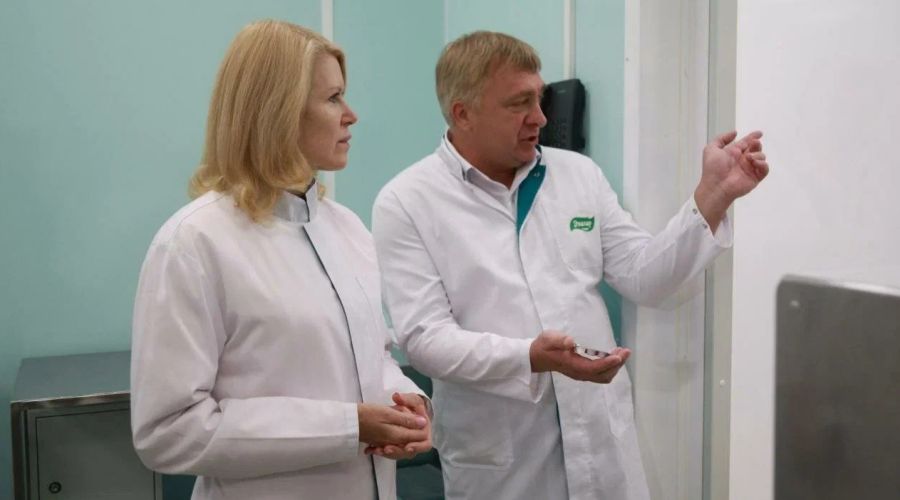 Делегация Минпромторга РФ и Центра развития перспективных технологий на предприятии 
