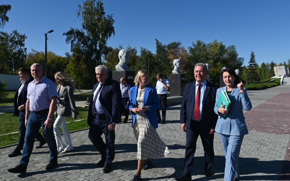 Спикер Алтайского Заксобрания оценил результаты господдержки Славгорода - Новости Банкфакс, 11.09.2026