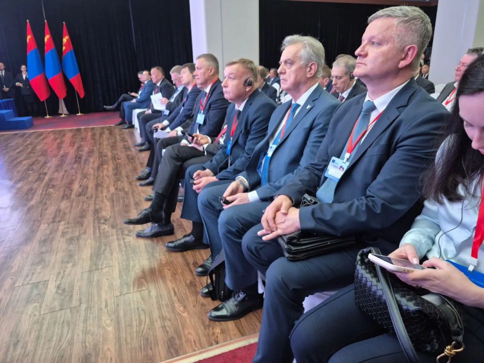 Российская делегация на форуме в Монголии
