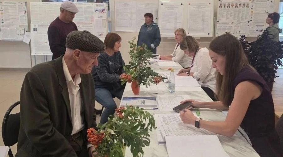 На 15:00 явка избирателей в третий день на выборах в Алтайском крае превысила 39%