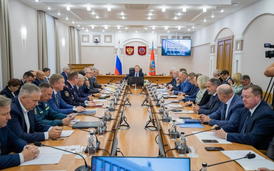 Более 37 млрд рублей направили на поддержку участников СВО в Алтайском крае - Новости Банкфакс, 01.10.2026