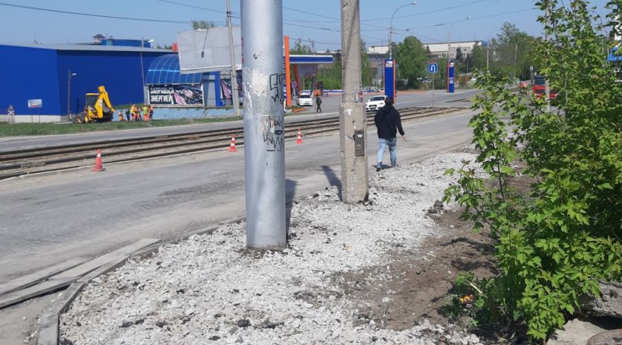 Далее на Кулагина появится тротуар, который будет вести к пешеходному переходу