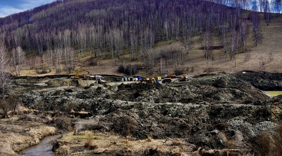 Митинг в Солонешном <nobr>16.04.25</nobr>