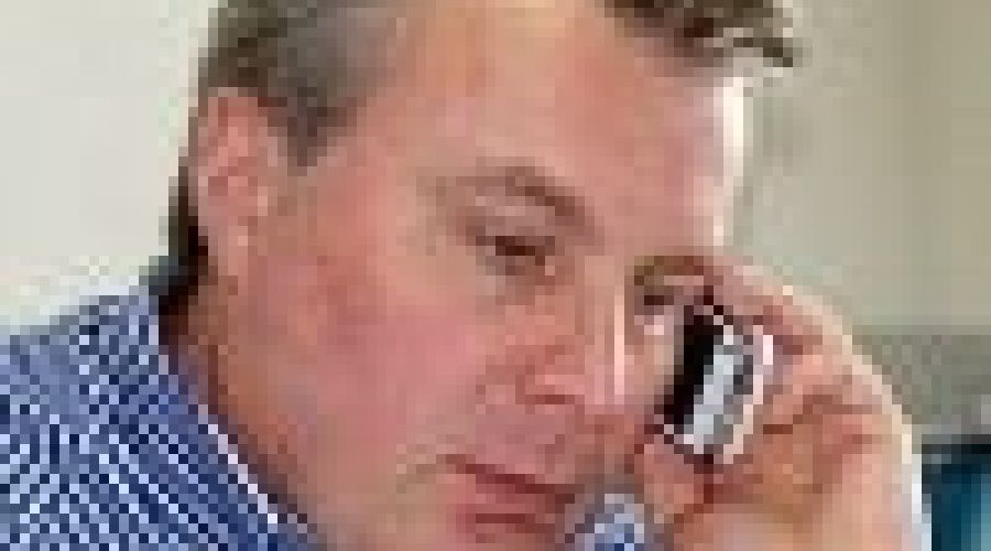 Председатель "Союза рекламистов Барнаула" Алексей Холоднов: меня научили отвечать за место, в котором живешь - то, как город выглядит 
сейчас, меня не устраивает.