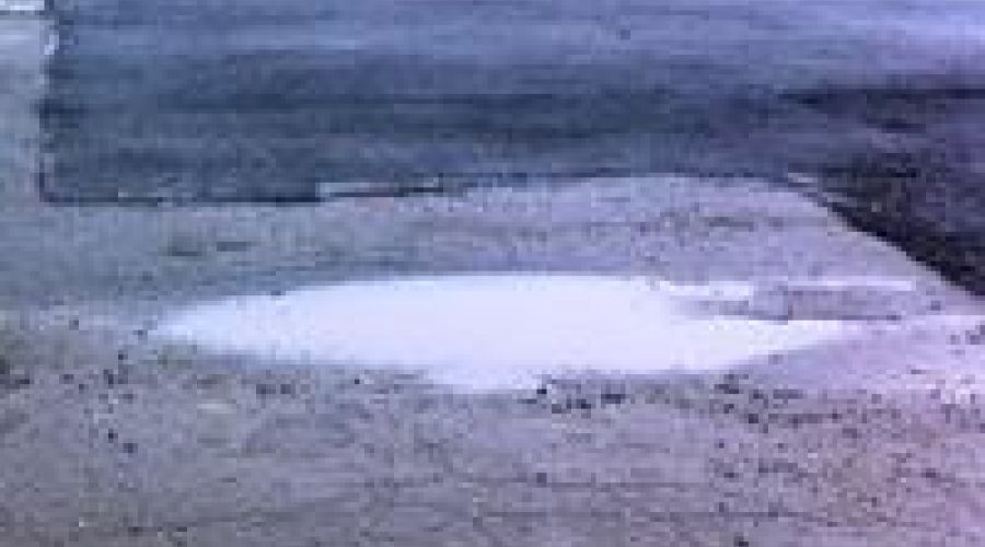 «Мокрая» укладка асфальта в Барнауле