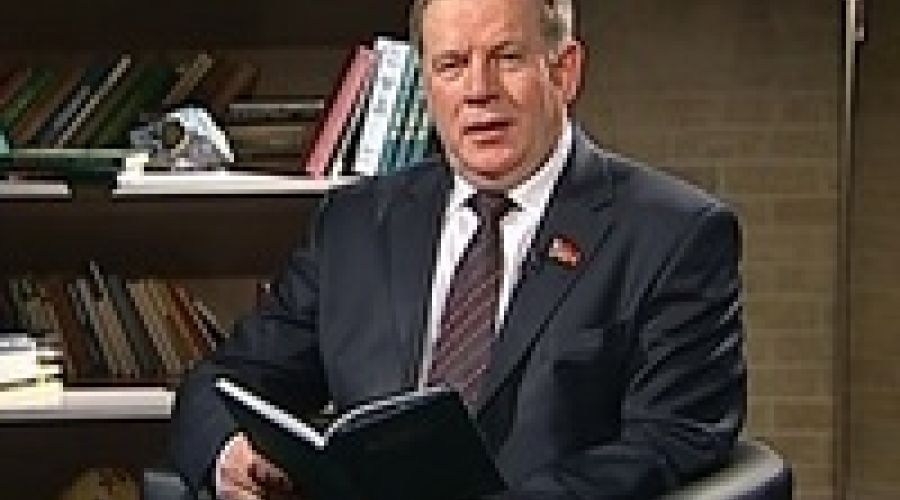 Спикер АКЗС прочел Шукшина