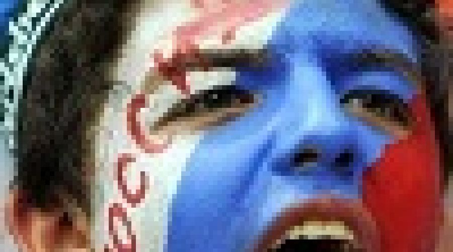 «Нелегко быть патриотом за 7 тысяч рублей»: алтайский бомонд о пользе нового «воспитательного» закона